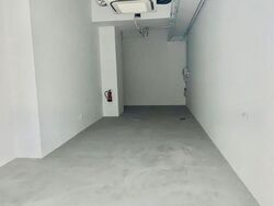 Kap (D21), Retail #580592611